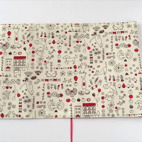 Hさまご依頼品 ブックカバー kurutohana 通販｜Creema(クリーマ) 11334255