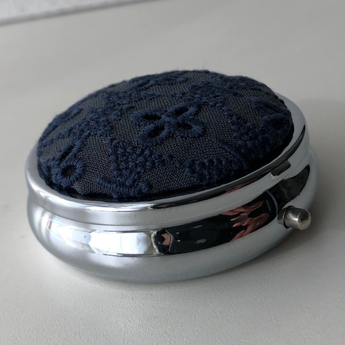 ミナペルホネン beads garden アクセサリーケース ピルケース