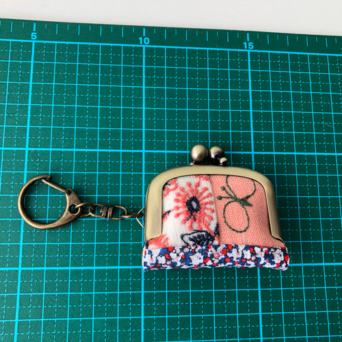 ミナペルホネン ミニがま口 パッチワーク キーホルダー チャーム