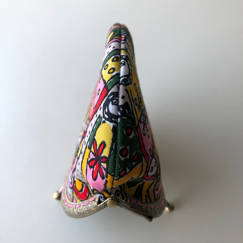 ミナペルホネン ハンドメイド カードの入る丸いミニポーチ