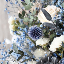 ブルーフラワーのスタンドブーケ・ドライフラワー 2枚目の画像