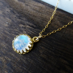 天然石大粒マラカイトクラウンベゼルネックレス