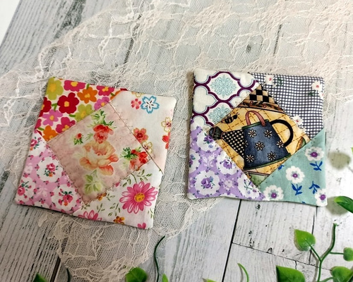 ハンドメイド【930】金襴布地コースター50枚セット ハンドメイド【930】金襴布地コースター50枚セット 配膳用品