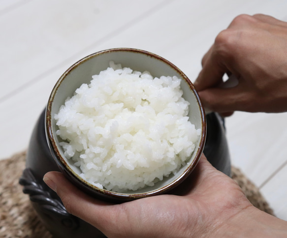 ご飯鍋3合ペア茶碗福袋（ご飯鍋１点、茶碗２点） 2枚目の画像