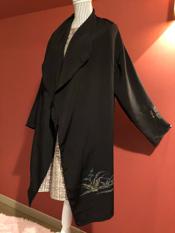 #盛岡工房 着物リメイク 黒羽織からのコーディガン 受注製作致します！こちらは見本です。 3枚目の画像