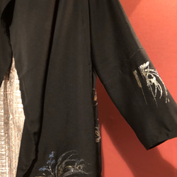 #盛岡工房 着物リメイク 黒羽織からのコーディガン 受注製作致します！こちらは見本です。 5枚目の画像