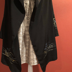 #盛岡工房 着物リメイク 黒羽織からのコーディガン 受注製作致します！こちらは見本です。 9枚目の画像