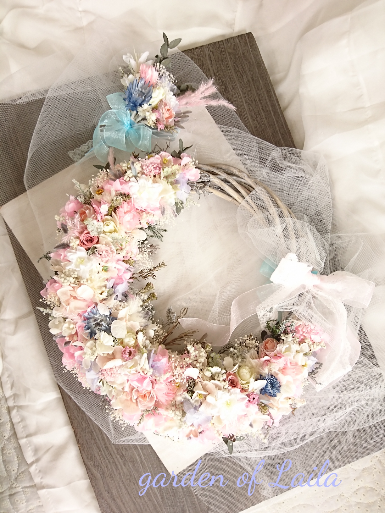 受注対応プリザーブドフラワーリースブーケブートニアヘッドドレス三点オーダー可能。ナチュラルウェディングリースブーケ専門店