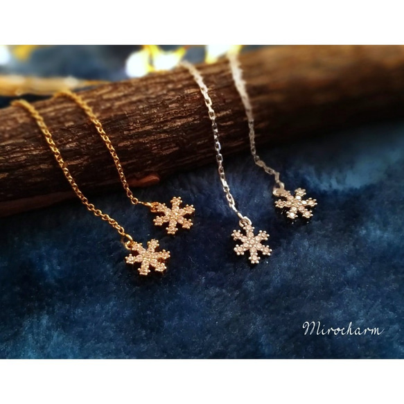 {Sv} *First Snow Earrings* ひとつぶ雪ピアス ゴールド/シルバー 1枚目の画像