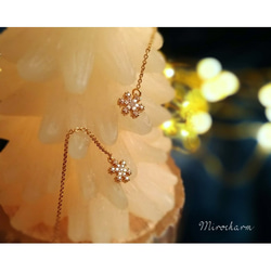 {Sv} *First Snow Earrings* ひとつぶ雪ピアス ゴールド/シルバー 2枚目の画像