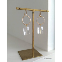 {14Kgf} *swing ring earrings* 天然クリスタルピアス 2枚目の画像