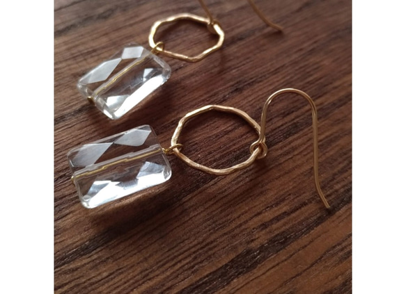 {14Kgf} *swing ring earrings* 天然クリスタルピアス 3枚目の画像