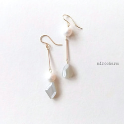 {14Kgf} *tear moonstone earrings* グレームーンストーン 1枚目の画像