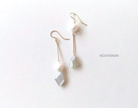 {14Kgf} *tear moonstone earrings* グレームーンストーン 1枚目の画像