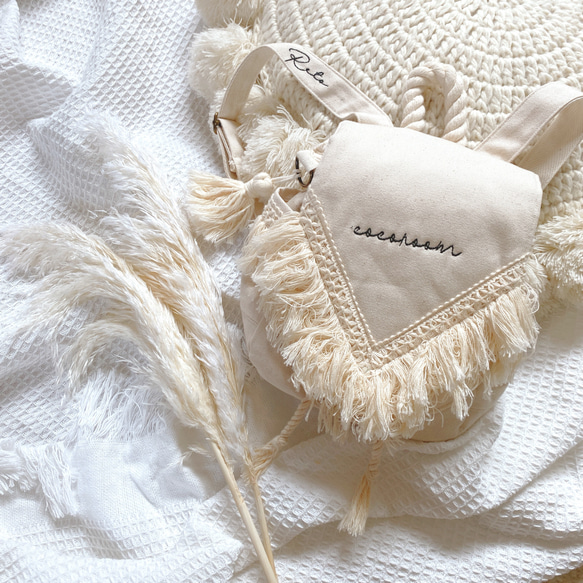 マクラメ編み リュック バッグ　フリンジ　生成り　ホワイト　白 マクラメ編み リュック バッグ フリンジ 生成り ホワイト 白