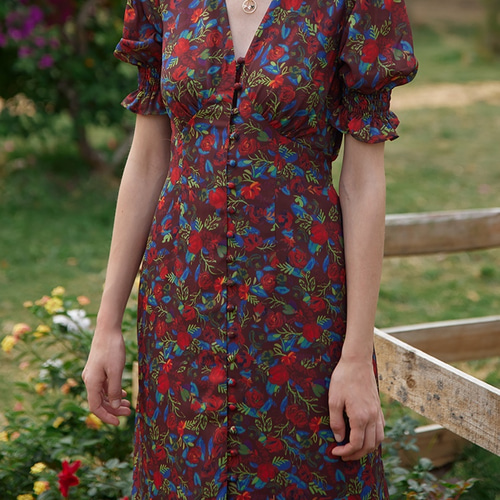 抜群の存在感を放つフランス風ワンピース 花柄ワンピース ワンピース  