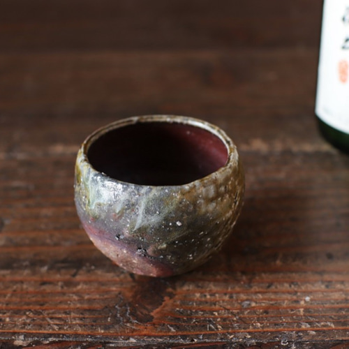 備前焼 窯変ぐい呑み(木箱付き) gi-257 おちょこ・ぐい呑み・徳利