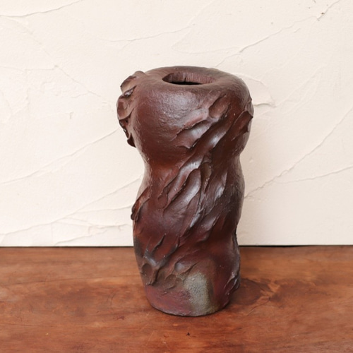 備前焼 花入・手びねり(炎-en-) h3-073 一輪挿し・花瓶・花器 宗兵衛窯