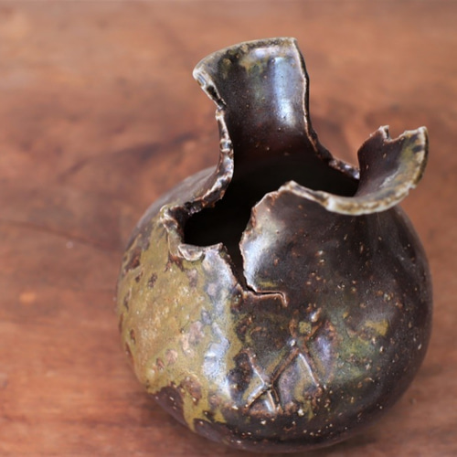 備前焼  花器 備前焼 花入 h2-113 一輪挿し・花瓶・花器 宗兵衛窯 古川宗之輔