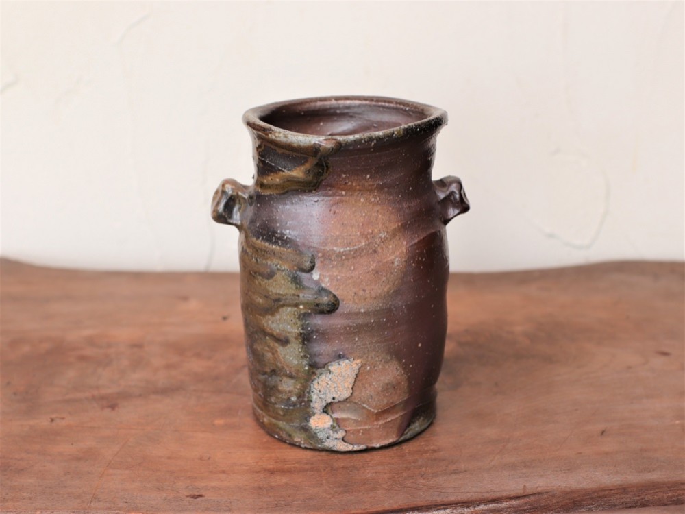 備前焼 耳付花入れ  h1-010