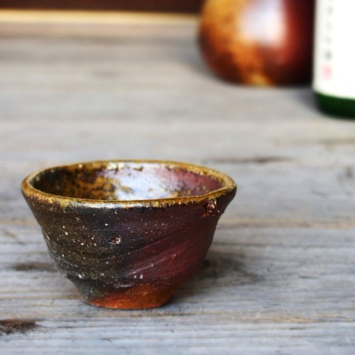 古備前　無釉焼締陶　茶碗　盃　ぐい呑み　ちょこ　古道具　アンティーク　Q1140 古備前壺 – 燦禾 SANKA