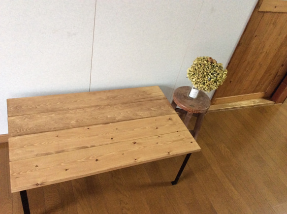 木と鉄のローテーブル　９０cm幅 3枚目の画像