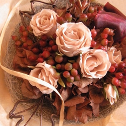 ワイヤーリーフの入ったアンティークな花束 アートフラワー ZILL 通販