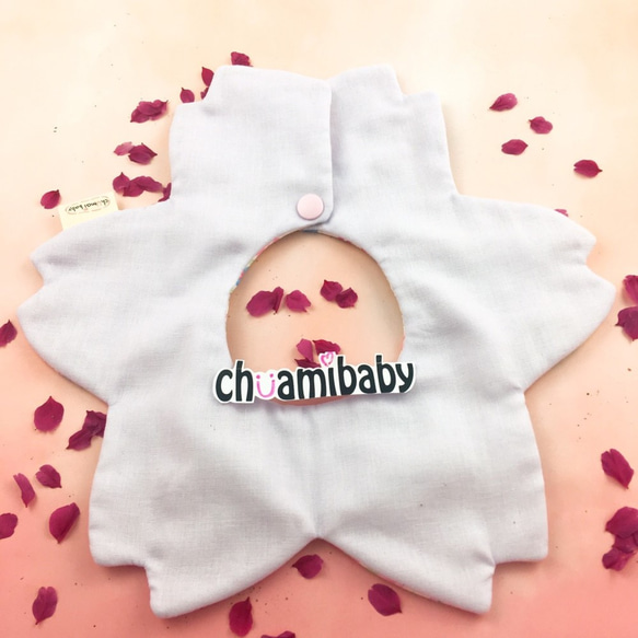 chumaibaby純棉手作嬰幼兒圍兜兜／領巾／口水巾／三角巾／彌月禮-chumaibaby櫻花兜(紫) 第3張的照片