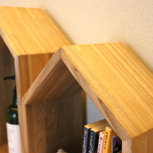 5.ハウス型シェルフ 大 タモ材使用 おしゃれなインテリアラック サイズ