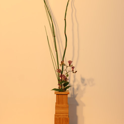 【送料無料】竹でできた花入れ 1枚目の画像