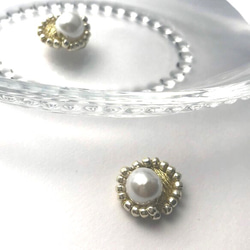 金×珍珠刺繡耳環或耳釘 第2張的照片