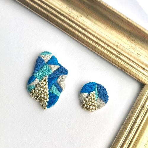 ♡ハンドメイド♡ビジューピアスイヤリング№592 ビジューピアス/イヤリング | iichi 日々の暮らしを心地よくする