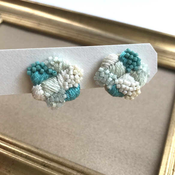 綠白+雪晶2way刺繡耳環或耳環 第3張的照片