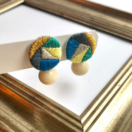 circle+silver幾何学 2way刺繍ピアスorイヤリング ピアス