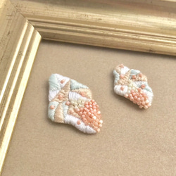 cherry blossoms+pink春雲刺繍ピアスorイヤリング 2枚目の画像