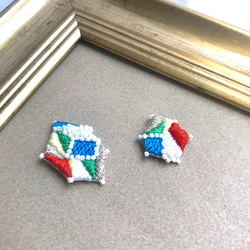 spark ice stone刺繍ピアスorイヤリング 3枚目の画像