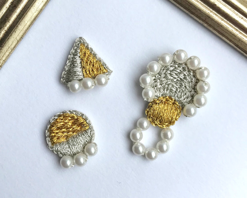 【moko様】#816　#832　#818-2　ピアス3点 circle triangle+silver gold 3点セット刺繍ピアスorイヤリング ピアス