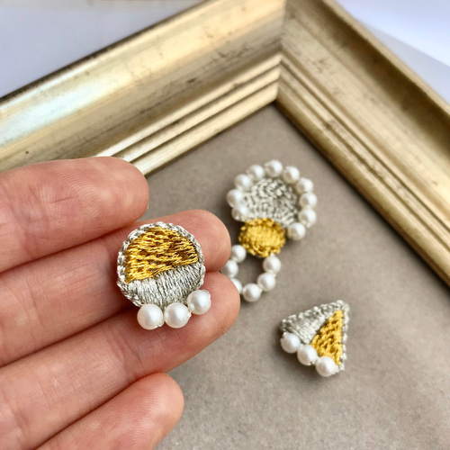 circle triangle+silver gold 3点セット刺繍ピアスorイヤリング ピアス