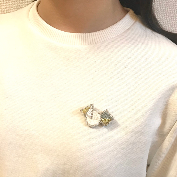 triangle+circle+square刺繍ブローチ 6枚目の画像