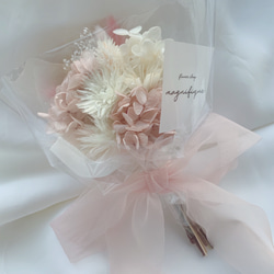 再販×44 チュールリボンシリーズ♡pink♡ドライフラワーの花束 ピンクベージュ系 ギフト 1枚目の画像