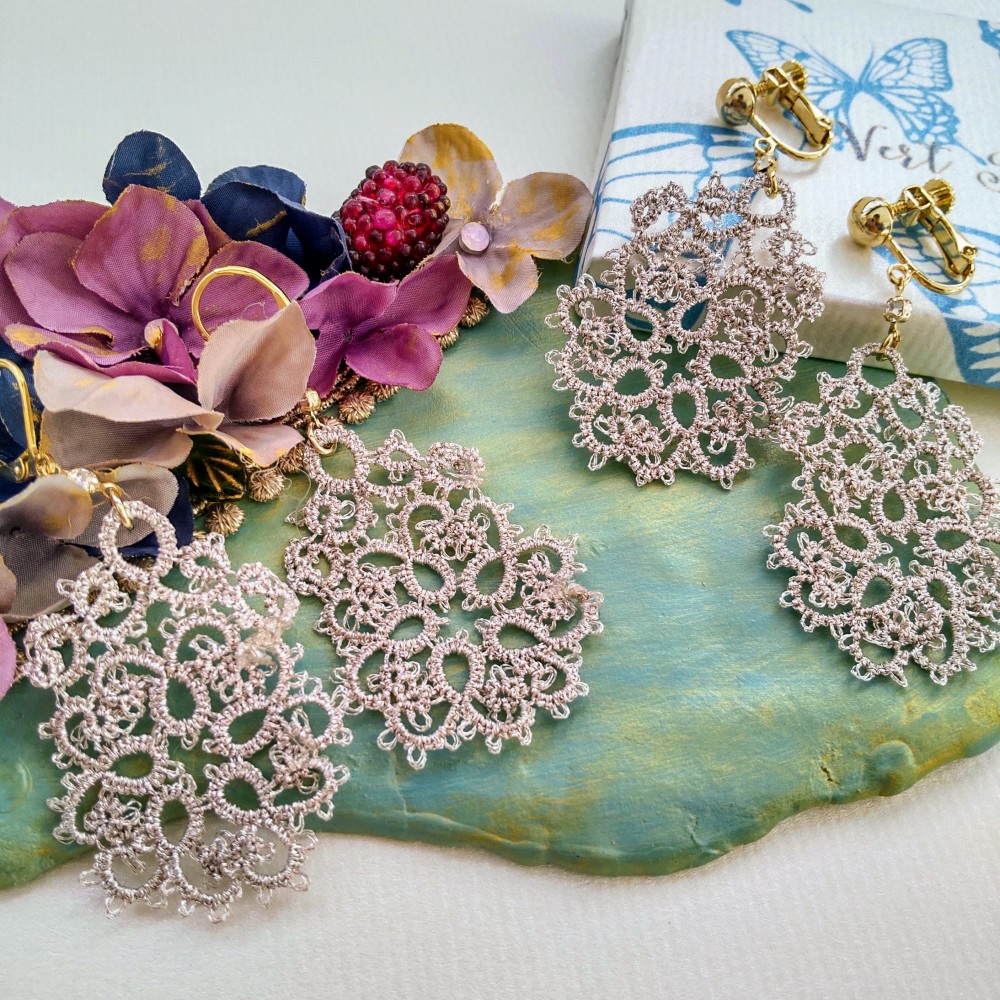 【送料無料】シャンパンゴールド　chandelier　ピアス　イヤリング