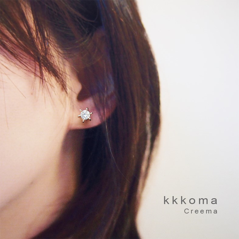６本立爪石座ピアス　(大)　シルバー　一粒ピアス