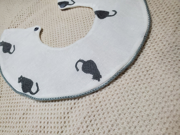 猫刺繍が可愛いシンプルスタイ 6枚目の画像