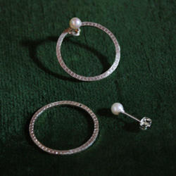 Planet Moon / Earrings (ピアス) - 2 pearls 3枚目の画像