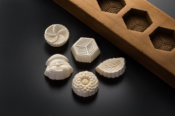 超高級和菓子 極上の阿波和三盆 お干菓子 和菓子 TUNAGU 通販 7253093