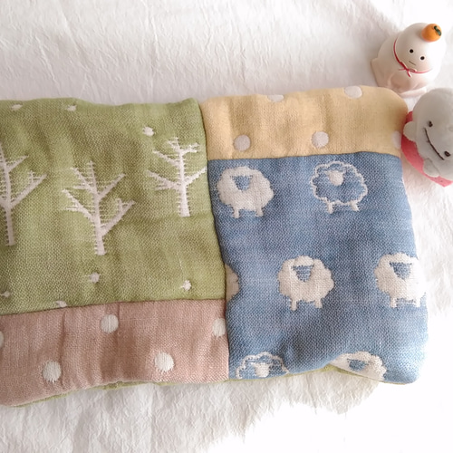 パッチワークハンカチ(*⌒▽⌒*) 12重ガーゼ fuwara 冬1 ハンカチ  