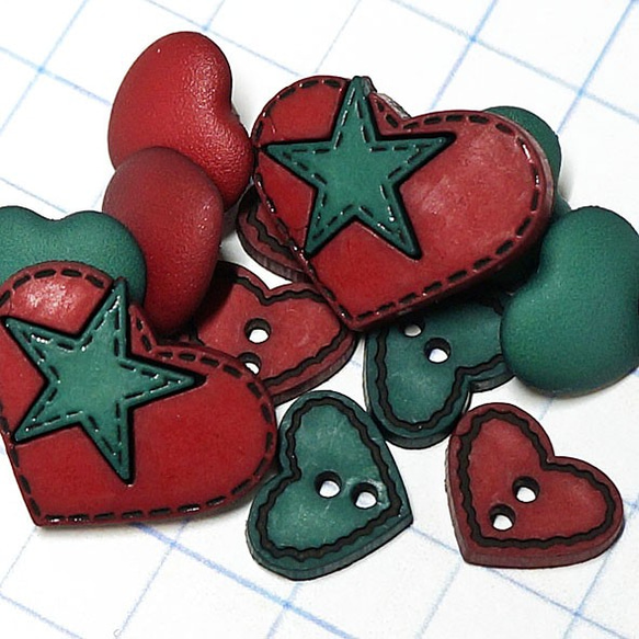 【USAボタン】Holiday Hearts【ff0379】 3枚目の画像