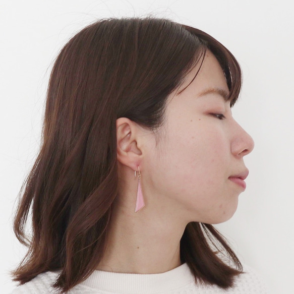 蕾絲亞麻粉紅色tring穿孔/耳環 第3張的照片