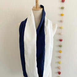 日本製造♡由蓬鬆的雙層紗布製成的高品質圍脖♡白色x海軍藍色 第2張的照片