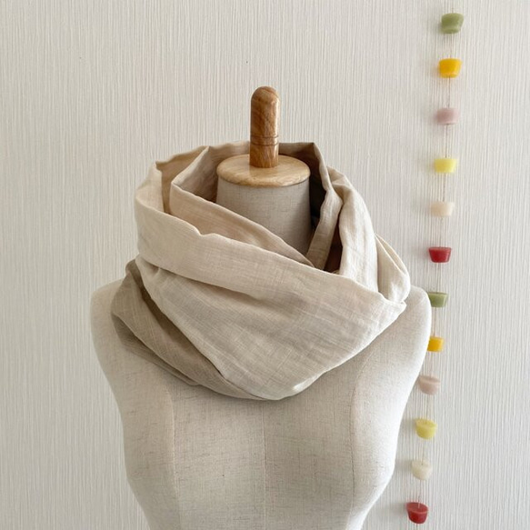 日本製造♡蓬鬆的雙層紗布圍脖♡沙米色x香草牛奶 第4張的照片